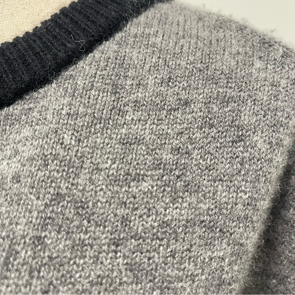 Random Identities Wool Cashmere Blend Crew Neck Gray Sweater Size Medium - Picture 3 of 12